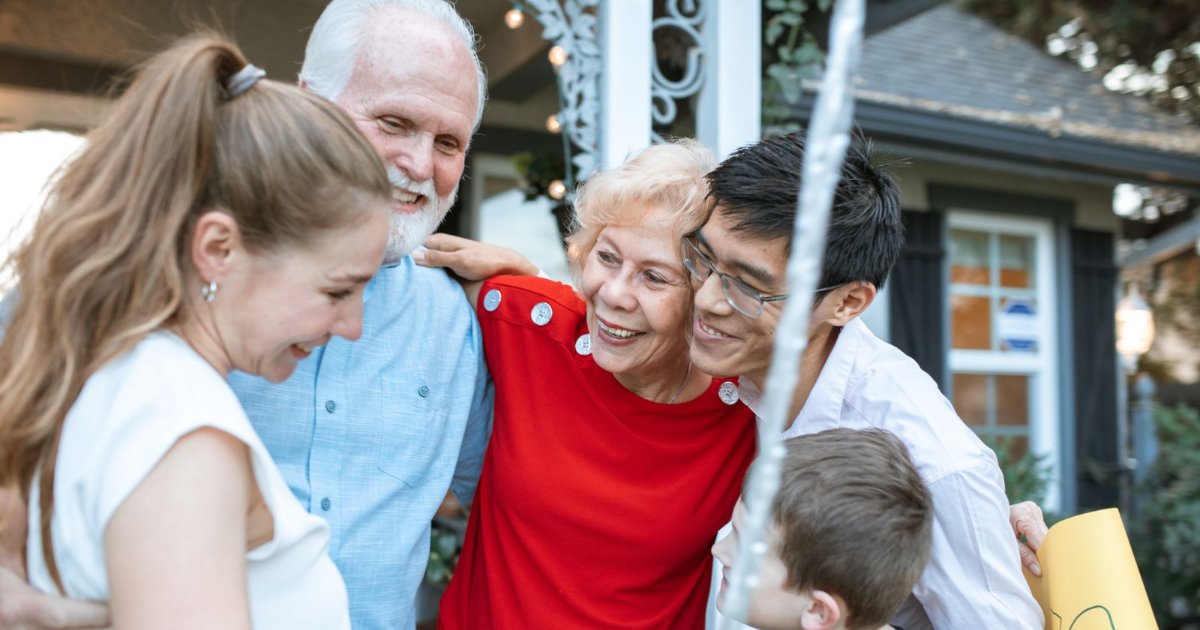 Best Super Visa Insurance for Parents: How to Compare Plans
